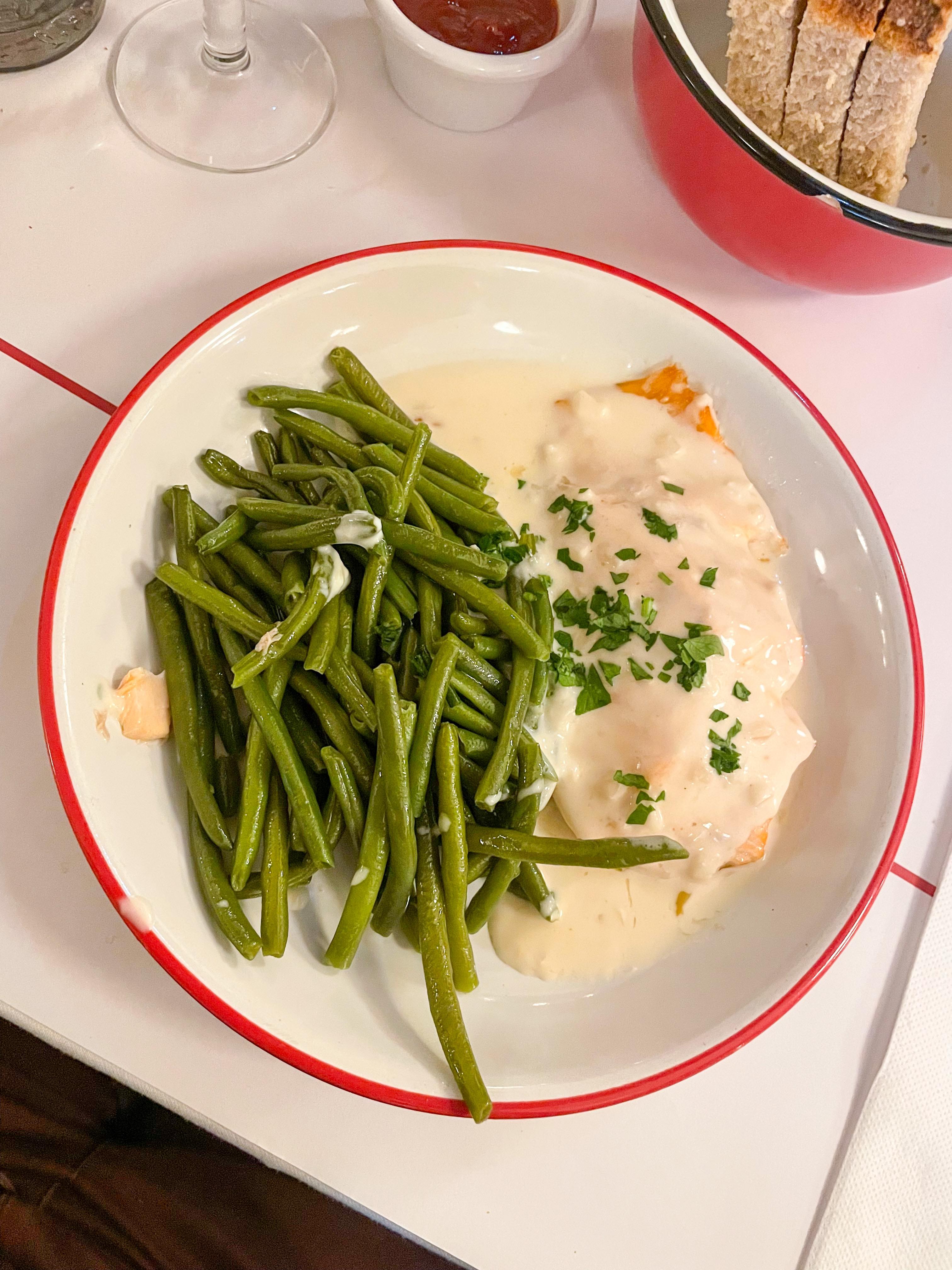 bouillon republique restaurant paris plat