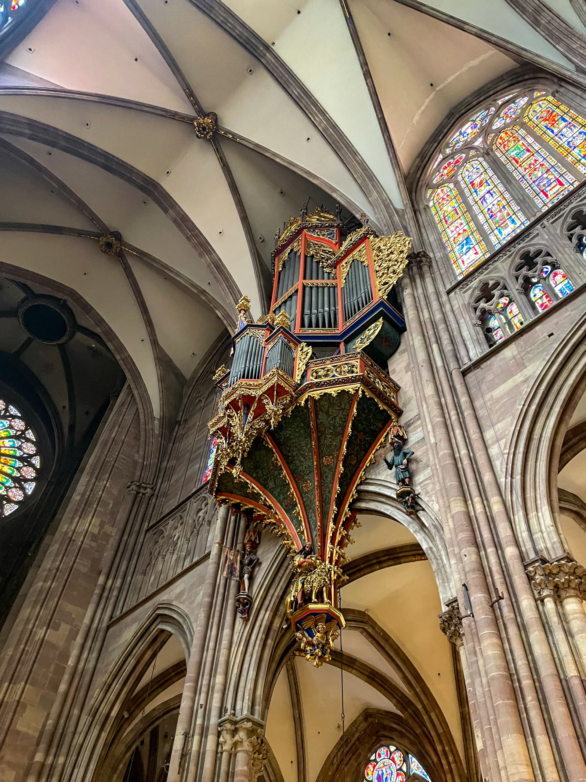 la cathédrale Notre Dame de Strasbourg intérieur deal emma la cathédrale Notre Dame de Strasbourg intérieur deal emma
