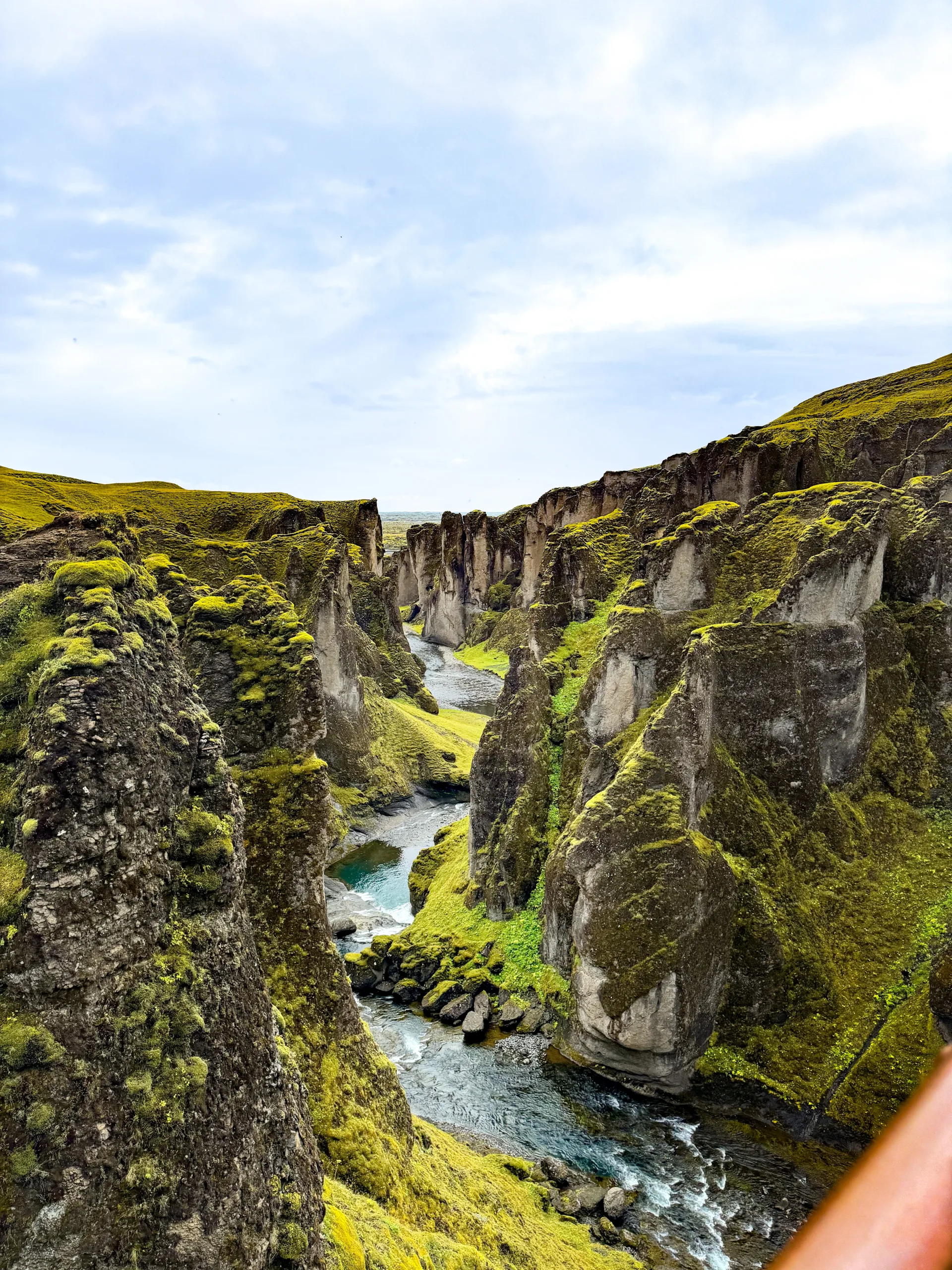 Fjaðrárgljúfur canyon islande Fjaðrárgljúfur canyon islande