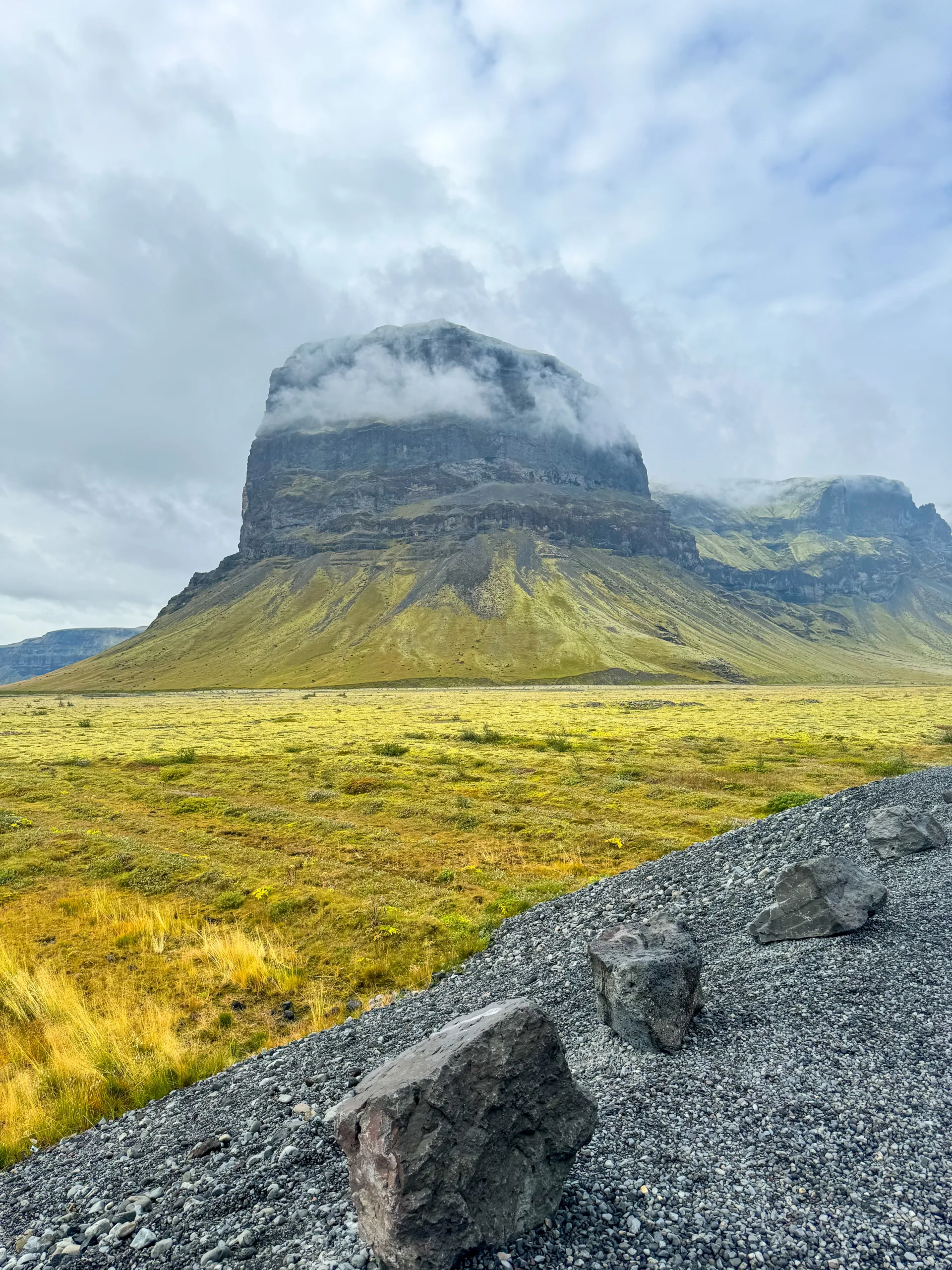 montagne Lómagnúpur islande montagne Lómagnúpur islande