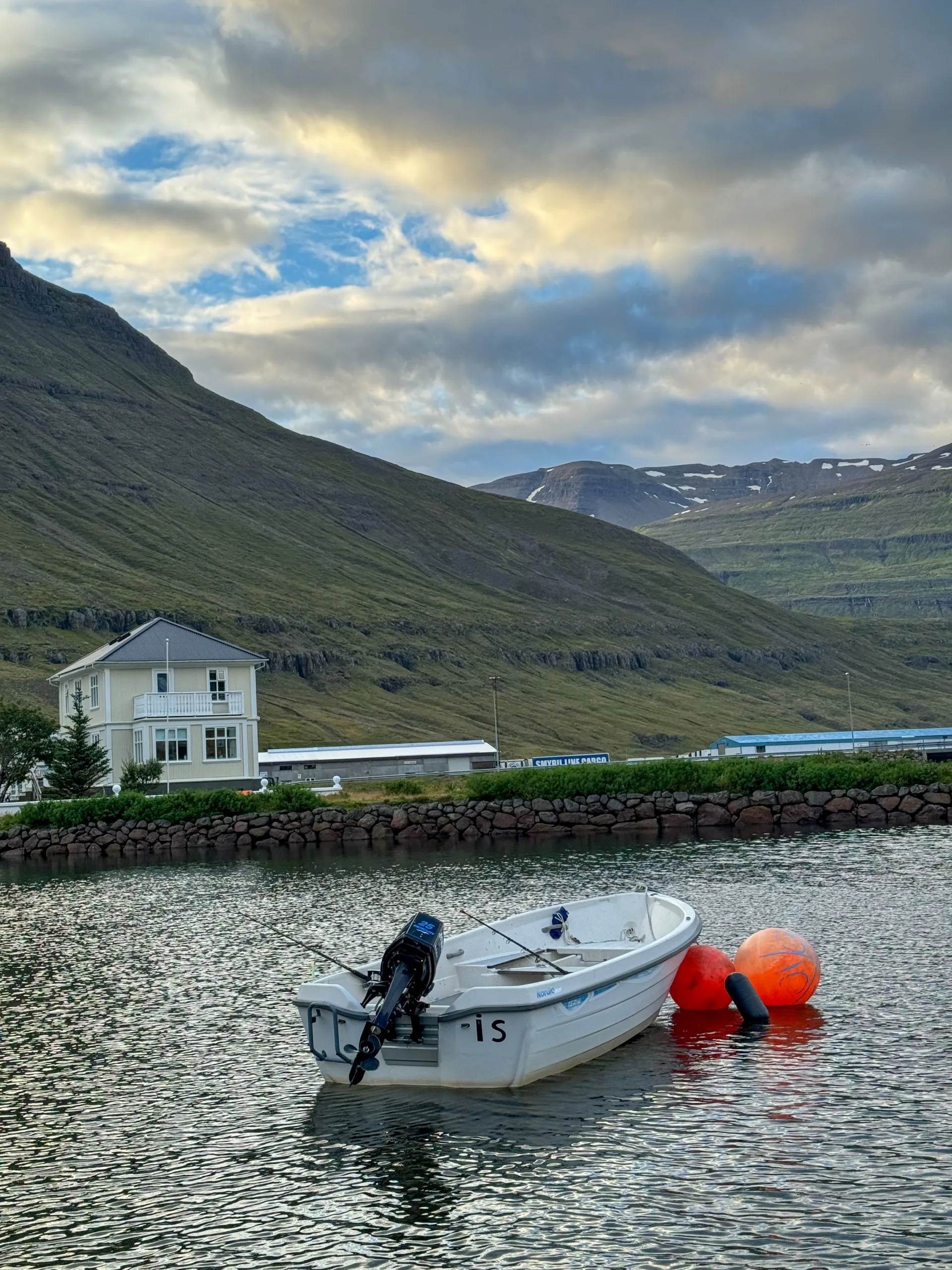 Seyðisfjörður islande Seyðisfjörður islande